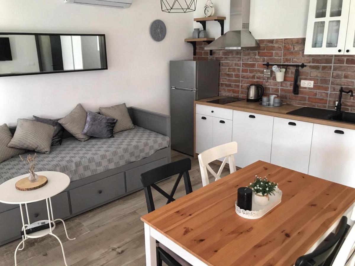 Apartmani Rina Donja Jagodnja Eksteriør billede